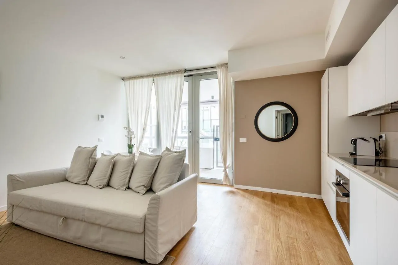 Luvi - De Rolandi - Il Cortile Milano Apartman